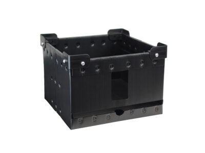 Cellular polypropylene box with plastic stacking corners and doubled edges for operator protection